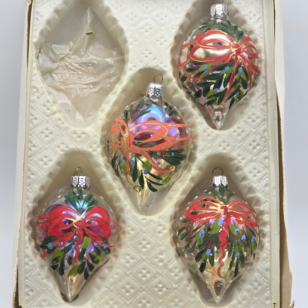 Commodore Christmas Classics Glass Teardrop Ornaments Set of 4 Romania
